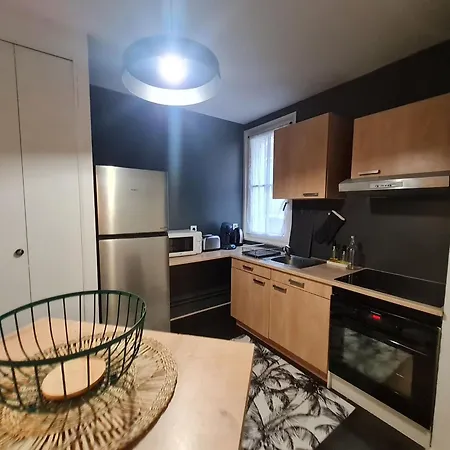 Et Calme, Proche De La Place Stanislas - Fr-1-584-350 *