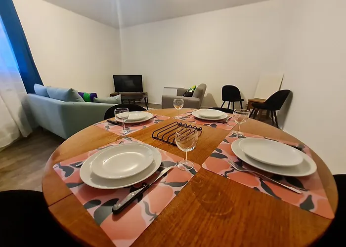 Et Calme, Proche De La Place Stanislas - Fr-1-584-350 Lejlighed