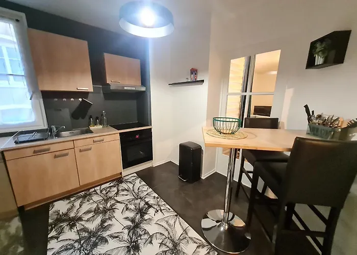 Et Calme, Proche De La Place Stanislas - Fr-1-584-350 Nancy